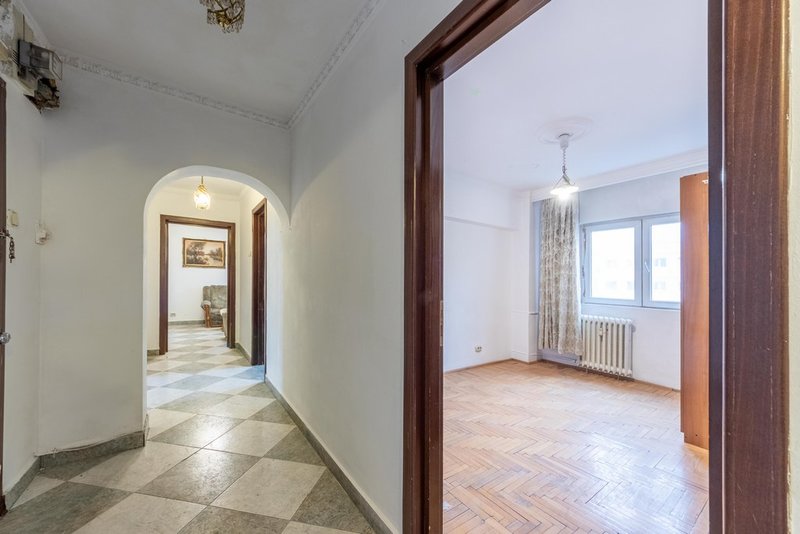 Obor, Mosilor, 4 camere  nemobilat, utilat