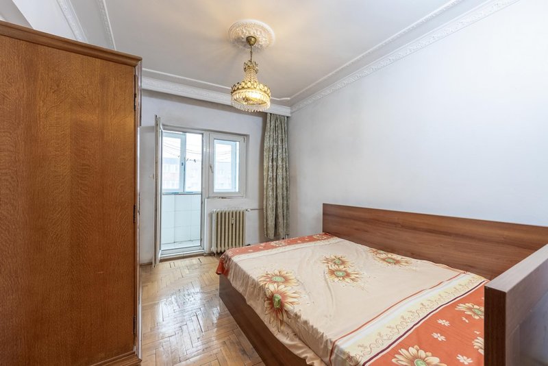 Obor, Mosilor, 4 camere  nemobilat, utilat